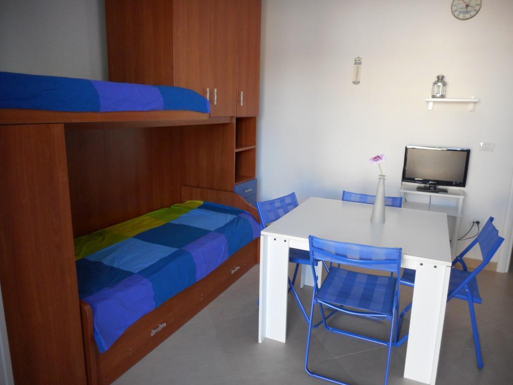 Sule Mare Ientu Lägenhet Porto Cesareo Exteriör bild